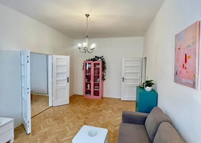 Nikki's Vintage In Old Town Appartamento